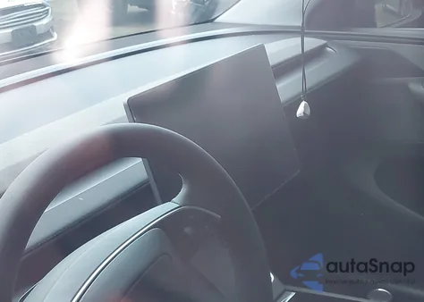 2026 Tesla Model Y Long Range Launch Series/Premium All-Wheel Drive from USA, damaged, VIN 7SAYGDEE3TF339998